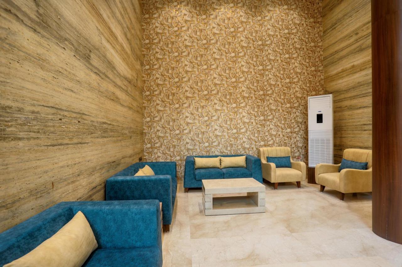 Hotel Kavery Radźkot Zewnętrze zdjęcie