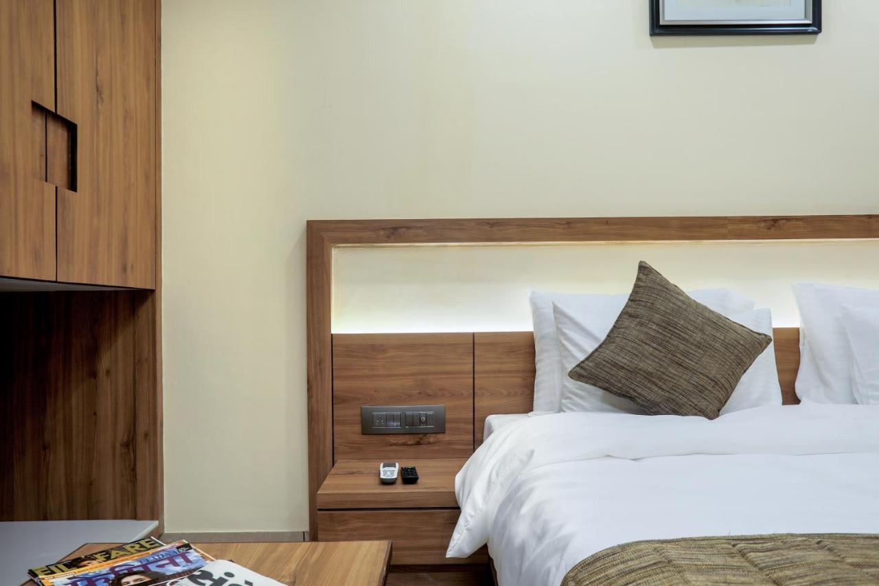 Hotel Kavery Radźkot Zewnętrze zdjęcie