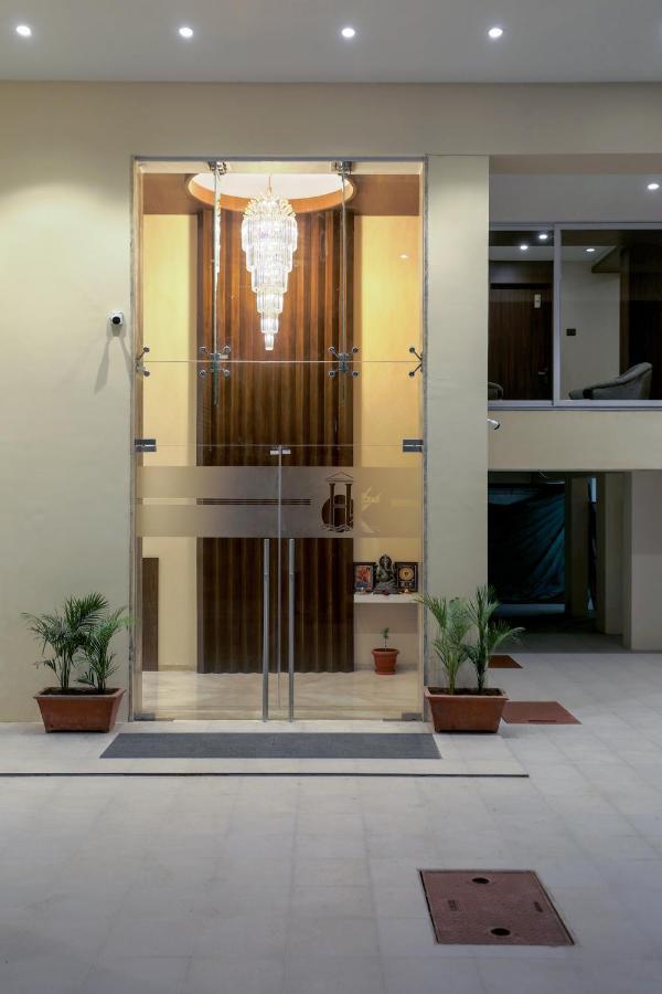 Hotel Kavery Radźkot Zewnętrze zdjęcie