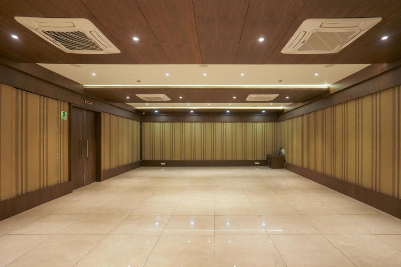 Hotel Kavery Radźkot Zewnętrze zdjęcie