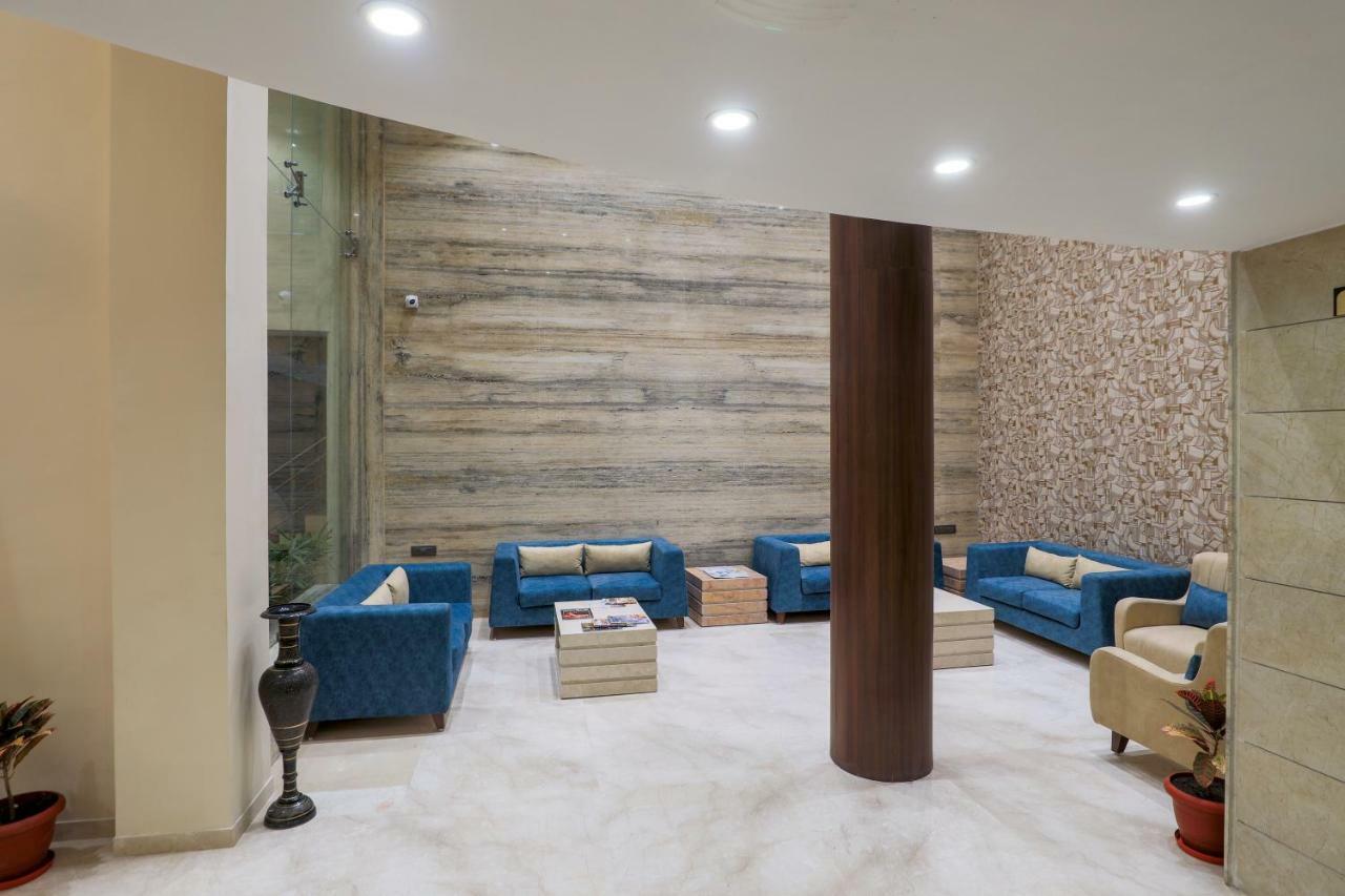 Hotel Kavery Radźkot Zewnętrze zdjęcie