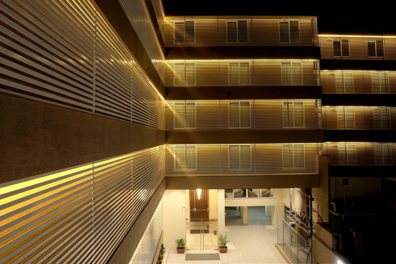 Hotel Kavery Radźkot Zewnętrze zdjęcie